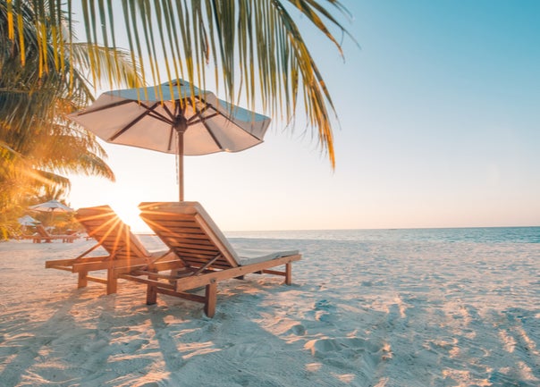 Relaxing-Beach-Deck-Chairs