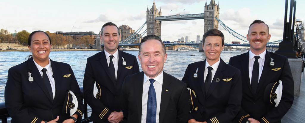 Alan Joyce with Qantas pilots in London