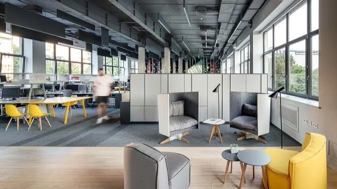 Office working space in San Fransisco, showcasing tourist attractions in the San Fransisco travel destination guide.