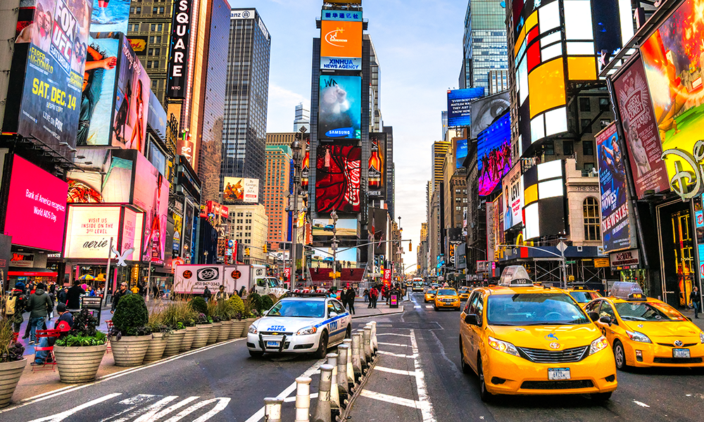 Read our helpful guide below for everything you need to know about bleisure travel.