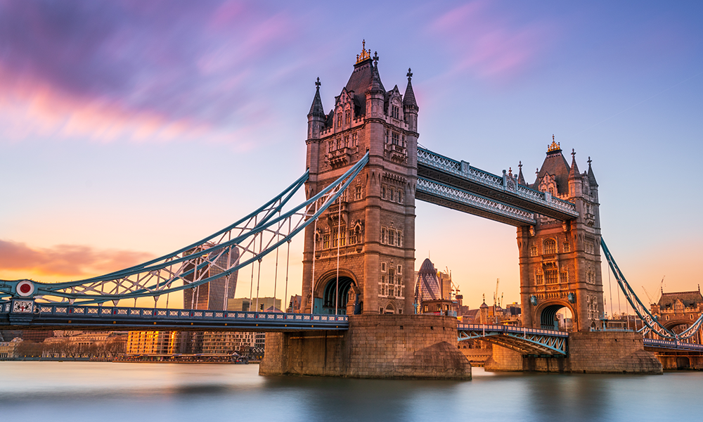 Read our helpful guide below for everything you need to know about bleisure travel.