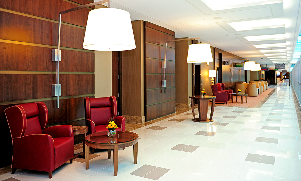 emirates first class lounge